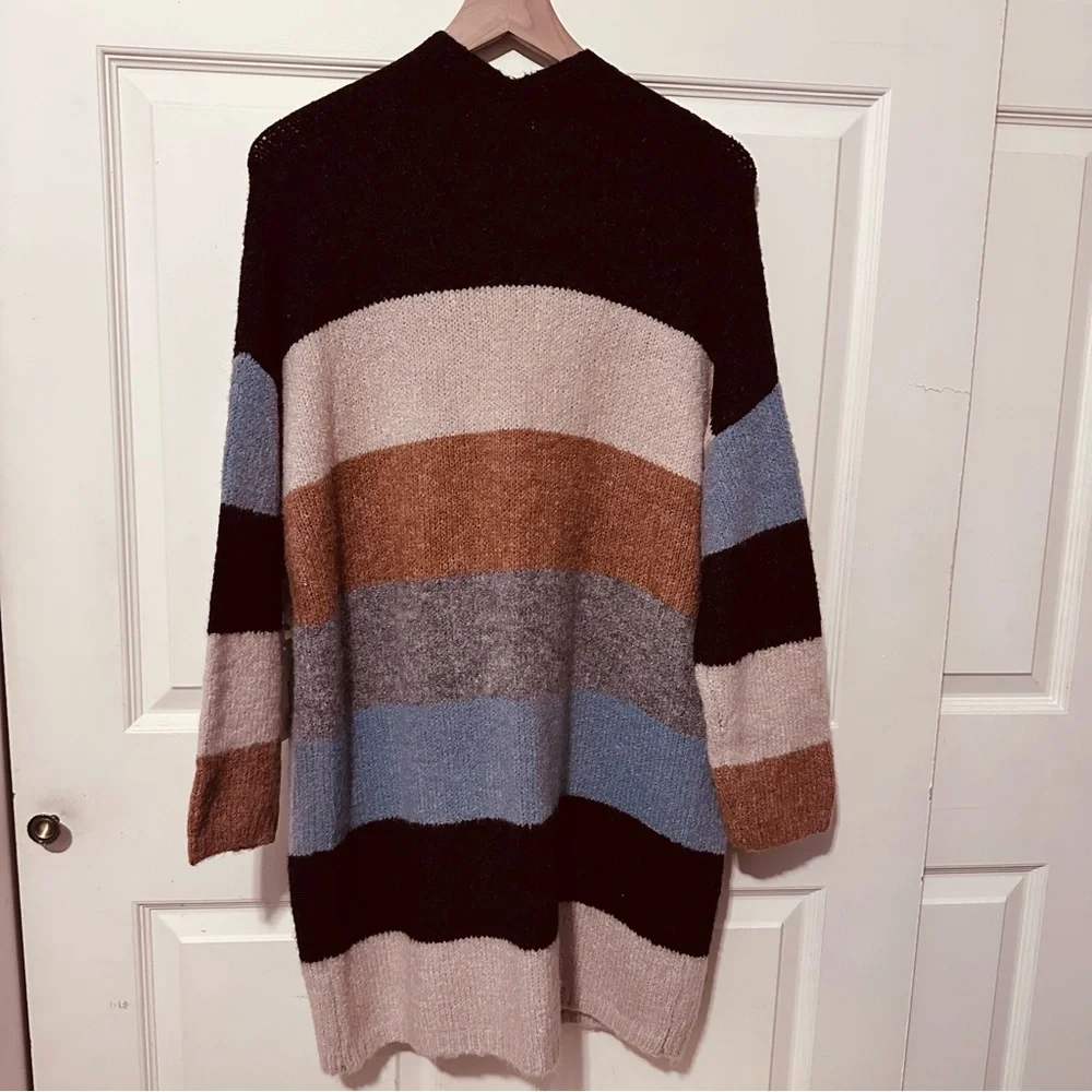 Dreamers by Debut | Cardigan | Stripe Long Cardigan - Picture 4 of 15